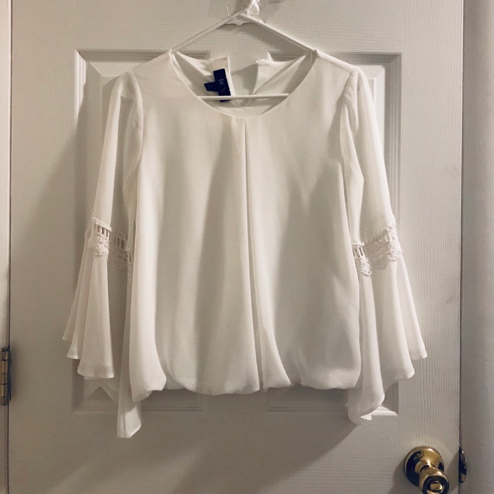BCX bell sleeve blouse